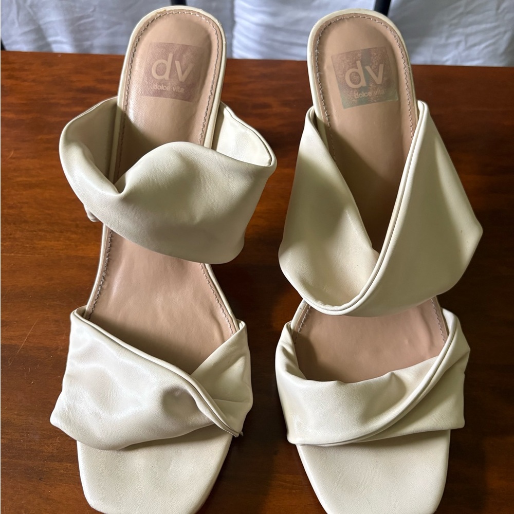 DV by Dolce Vita Cream Twisted Double-Strap Slide Mules